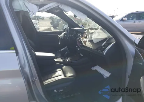 2018 BMW X3 xDrive30I z USA, uszkodzony, nr VIN 5UXTR9C5XJLD60392